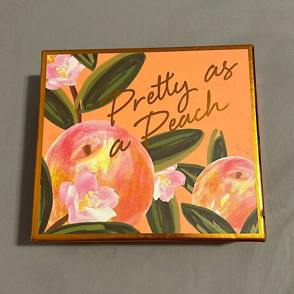 Cute box - Picture 1 of 3